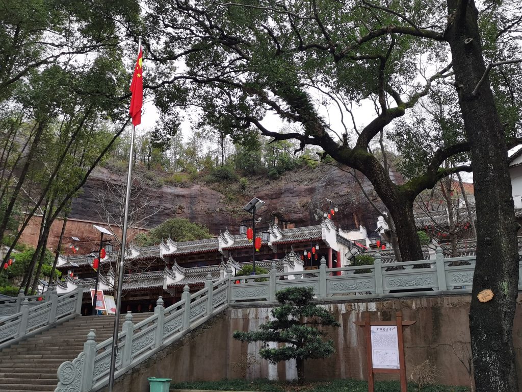 山中寺庙-此刻社区-广场-猫匿社区