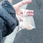 图一，买午饭的时候随拍哦；图二，好喜欢这些发型，除了锡纸烫哈哈-猫匿