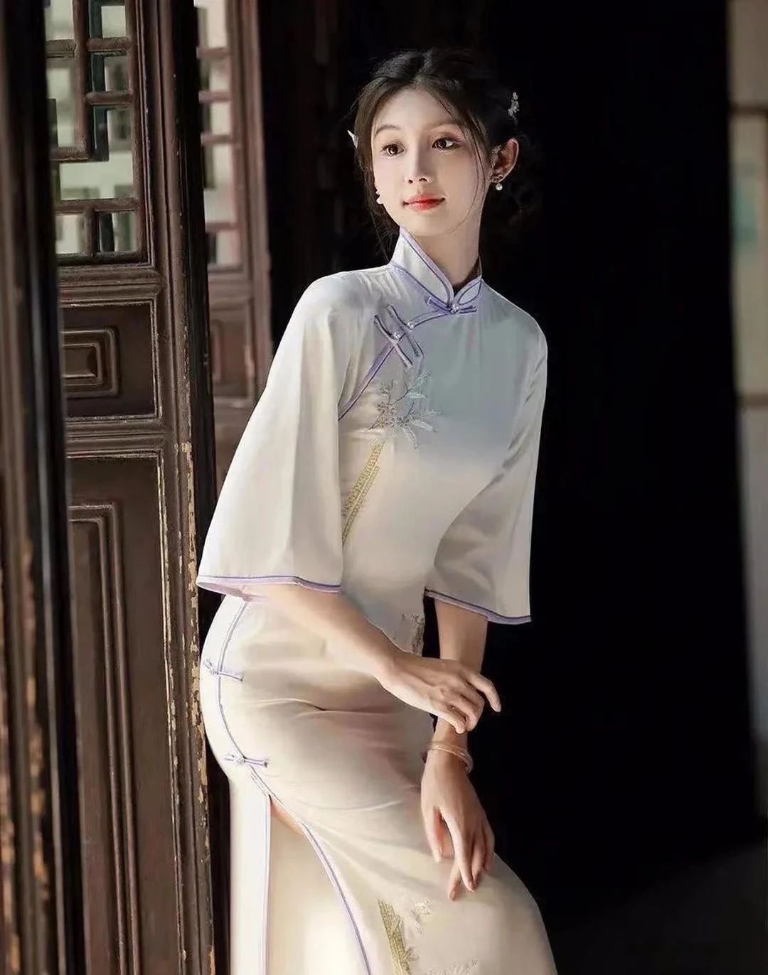 经常看到汉服的，旗袍倒是很少见-猫匿