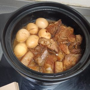 今天卖烤肠啦-猫匿