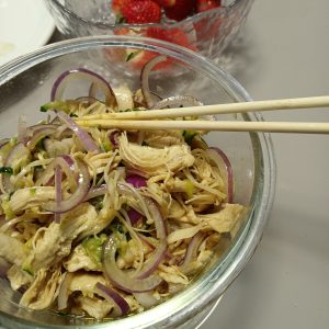 今天的午饭-猫匿