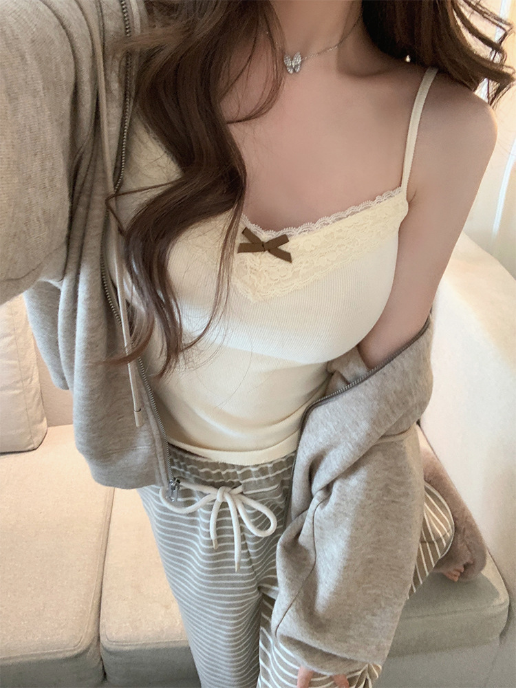 辣妹纯欲蕾丝花边吊带背心打底胸垫蝴蝶结短款修身设计无袖上衣-猫匿